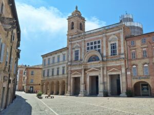 Offida Piazza del Popolo